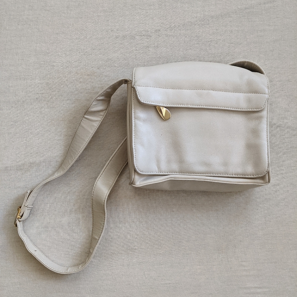 Vintage white leather crossbody